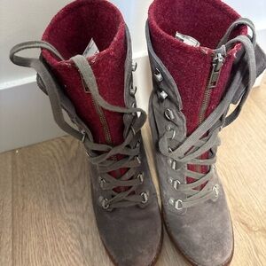UGG Women's Lace-Up Boots in Gray and Red